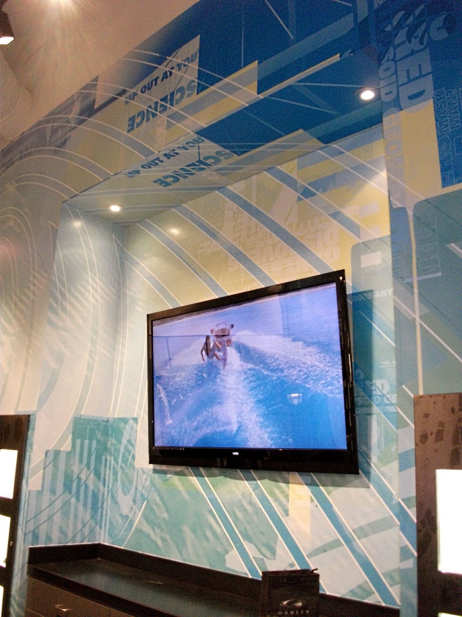 Graphic Installer for Wall Murals, full-coverage vinyl graphics